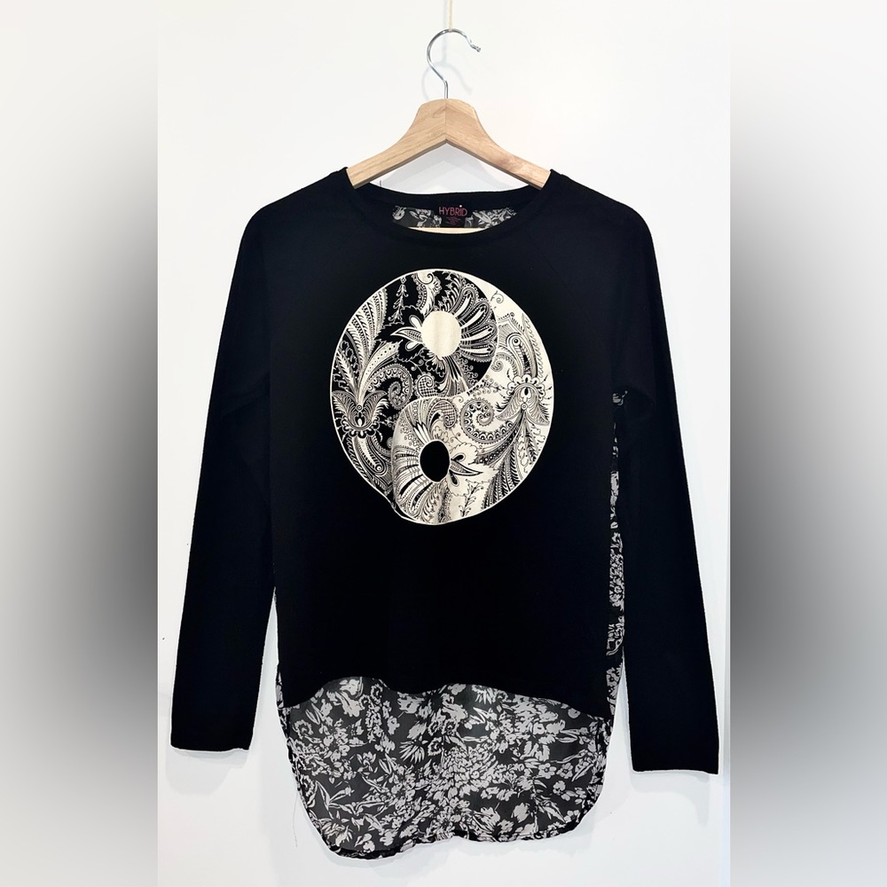 Hybrid Long-Sleeve Yin-Yang Shirt, Juniors Large